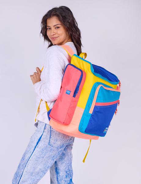 Brandmarque_Traveler_Mega_Back