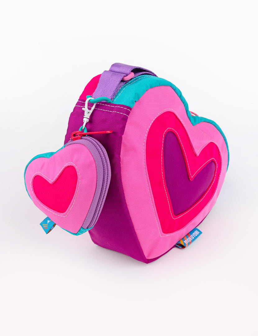 photo of a heart purse 
