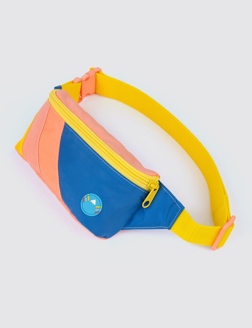 Front view of fanny pack 