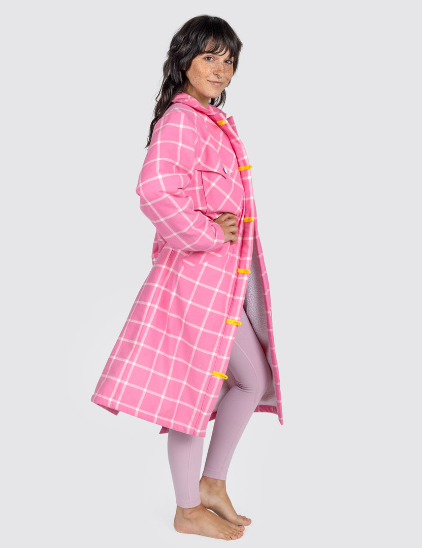 Woman wearing grid duster jacket