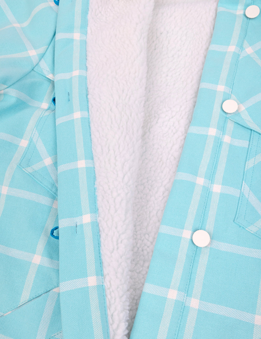 Close-up of the duster jacket and buttons